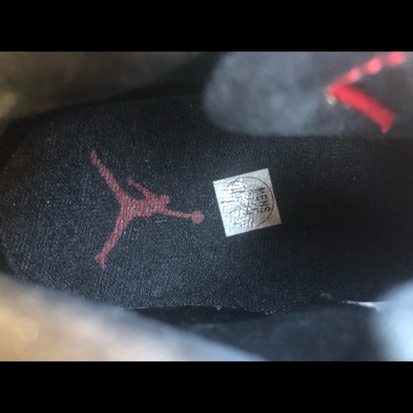 DS Jordan 11 Retro 72-10 - Picture 7 of 9